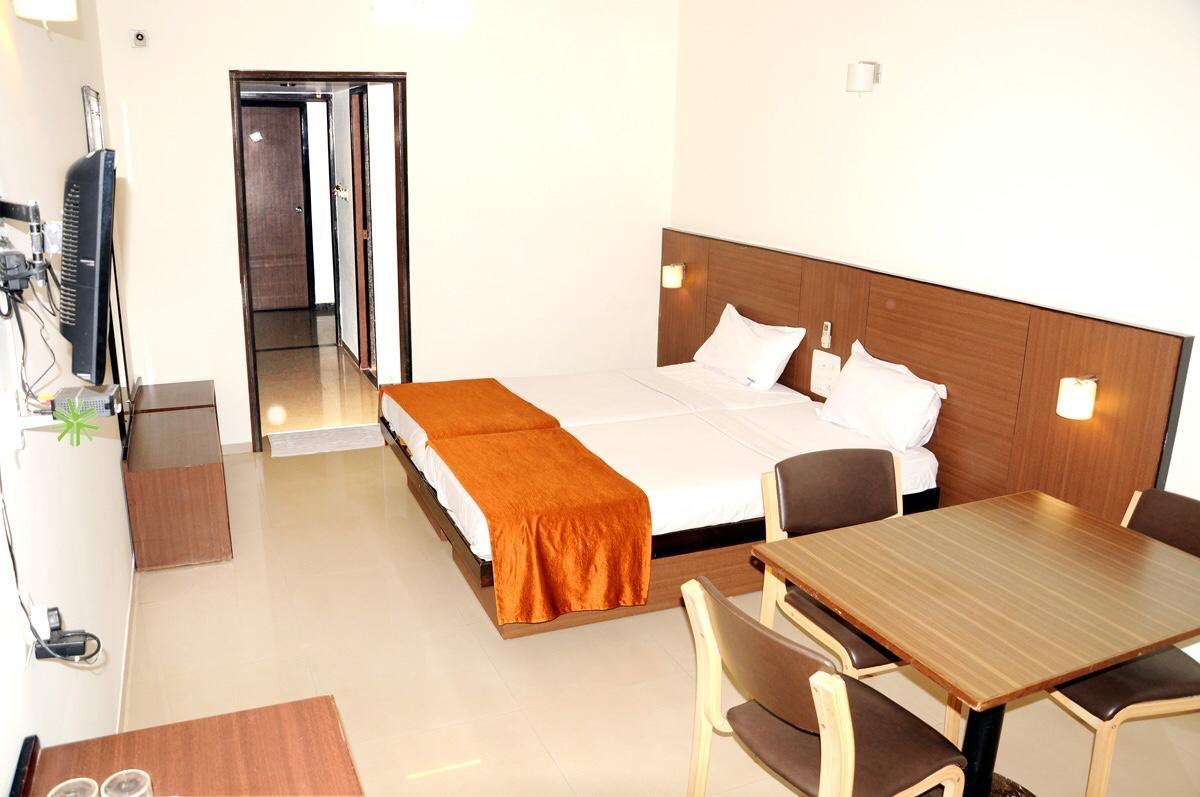 Century Executive Hotel Udupi Buitenkant foto